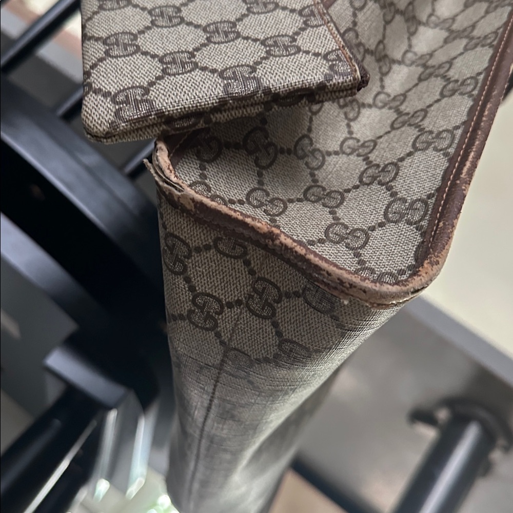 RARE Vintage GUCCI monogram large tote bag
1980s with coin purse - Picture 11 of 16